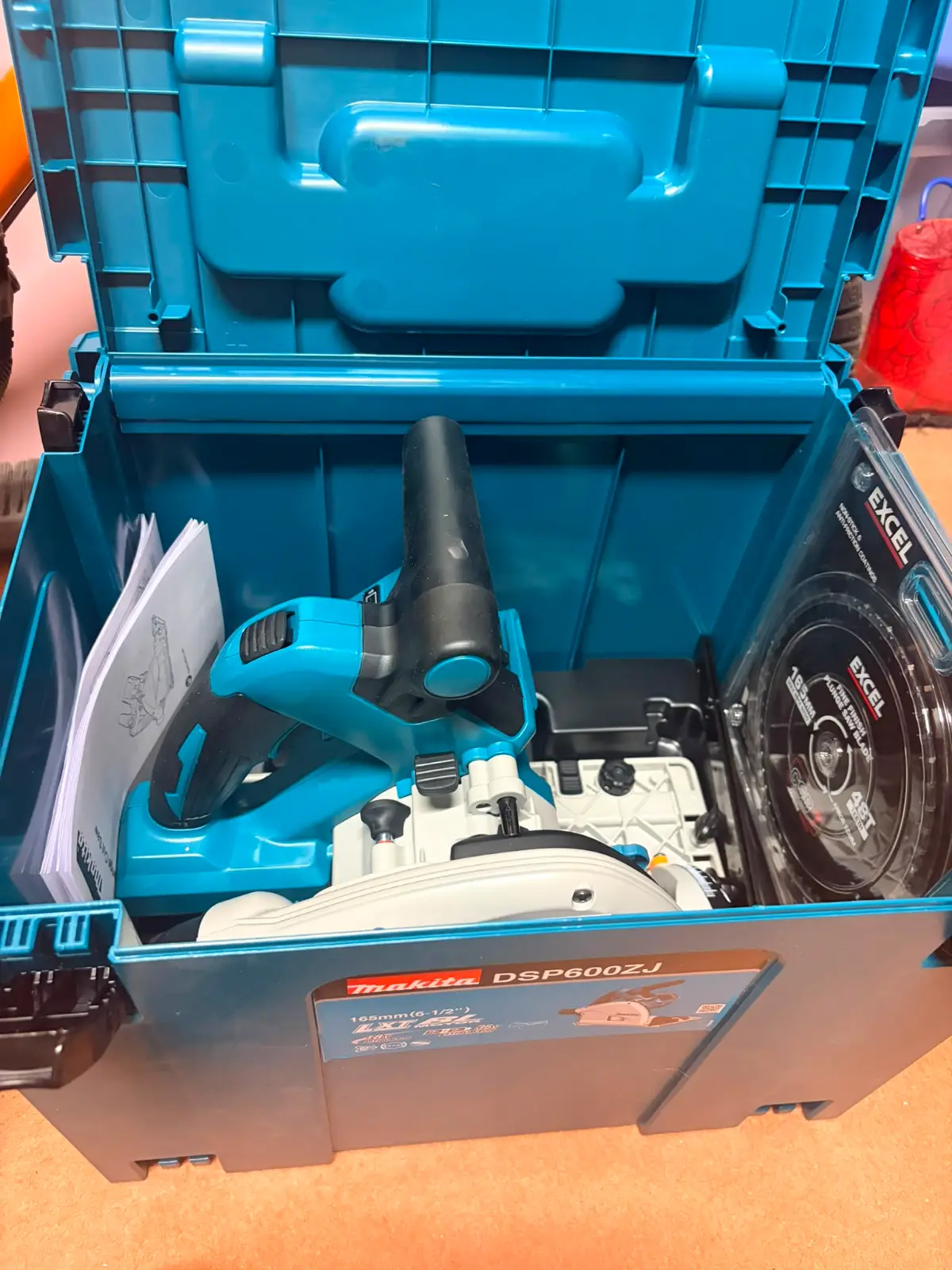 Makita Brushless Plunge Saw DSP600ZJ